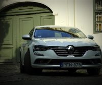 Samochód marki Renault